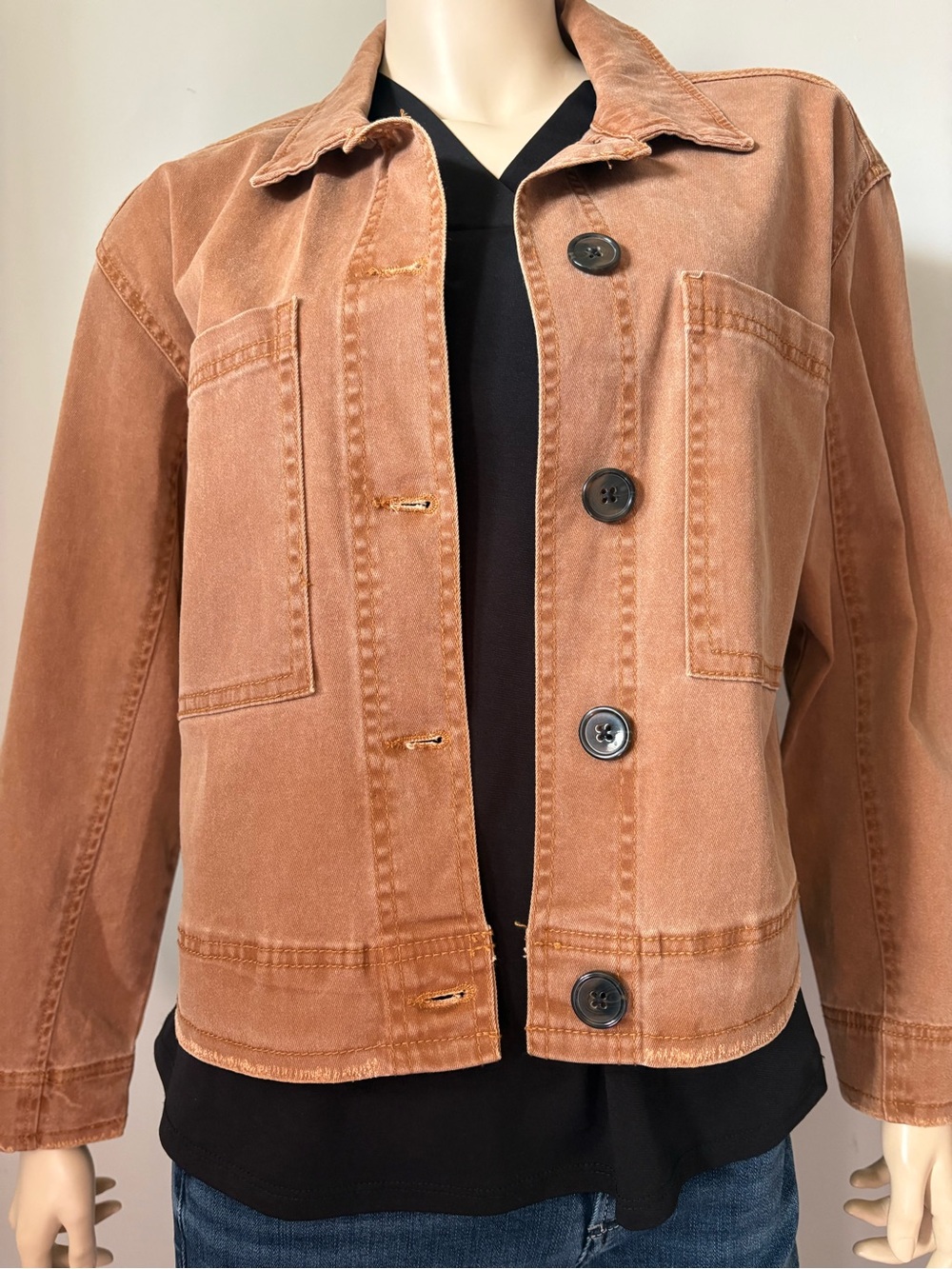 CORE life terra-cotta Brown Cropped Denim Utility Jacket Raw Hem, women’s Sz M.